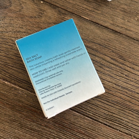 5 H2O Beauty Disney Resorts Body soap NEW - Picture 4 of 5